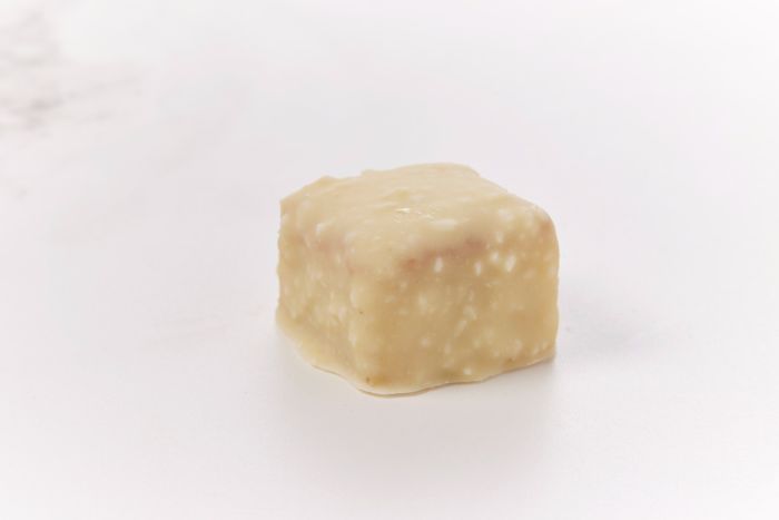 Kokos/hvid chokolade kage 3x3cm (EU organic)